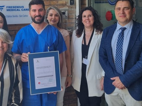 Reconocimiento a la calidad en la atención al paciente renal