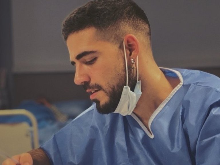 “En diálisis, he crecido mucho como enfermero"